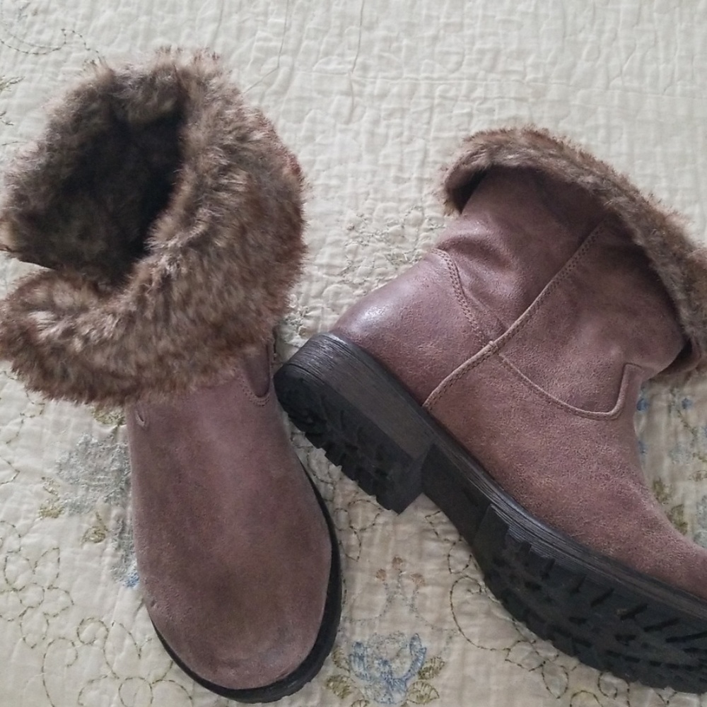 Women's Boots